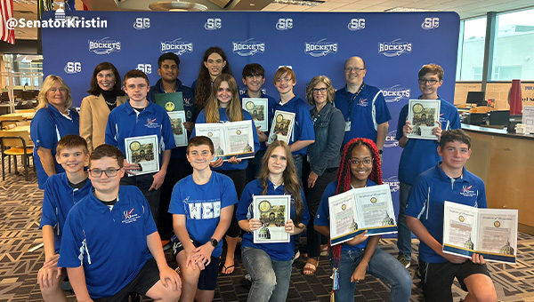 Sen. Phillips-Hill with Spring Grove students.